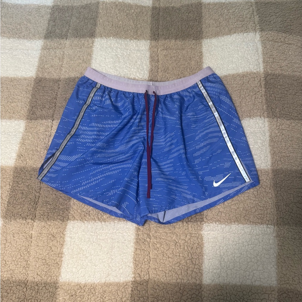 Nike Running Division Dri-Fit Stride 5in Shorts